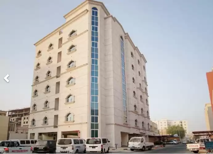 Residencial Listo Propiedad 3 dormitorios F / F Apartamento  alquiler en al-sad , Doha #7839 - 1  image 